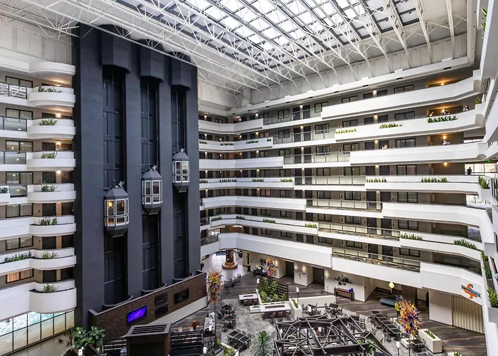 Embassy Suites Los Angeles - International Airport/North